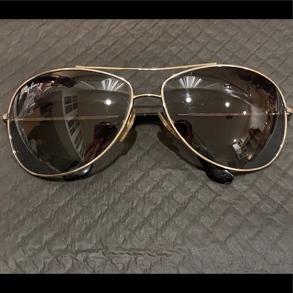 RayBan oval aviator